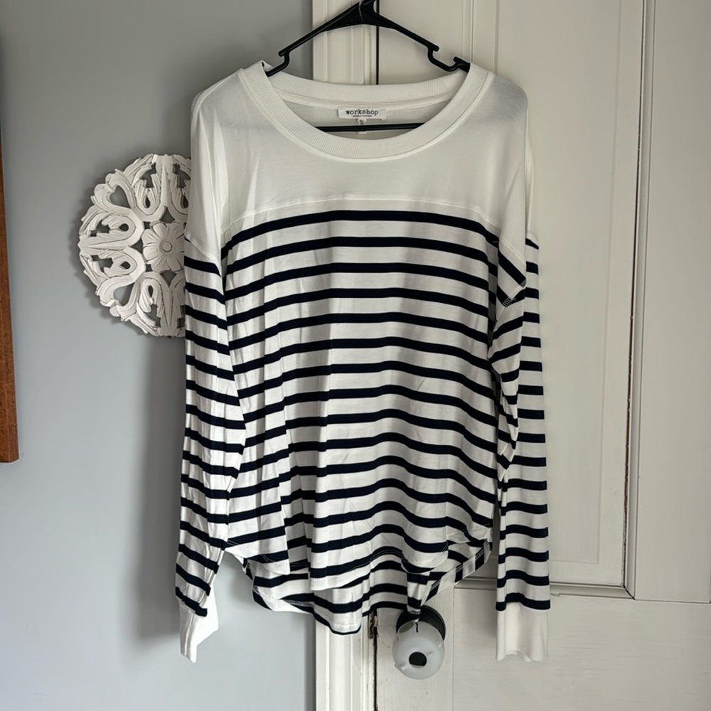 NWOT Soft Comfortable Long Sleeve Top XL